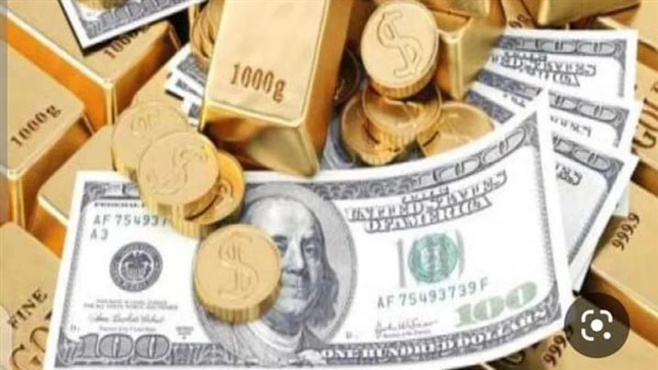 تحولات الأسواق.. قفزة بأسعار الذهب والدولار ومصر تشرع في تصنيع منظومات ربط الكهرباء